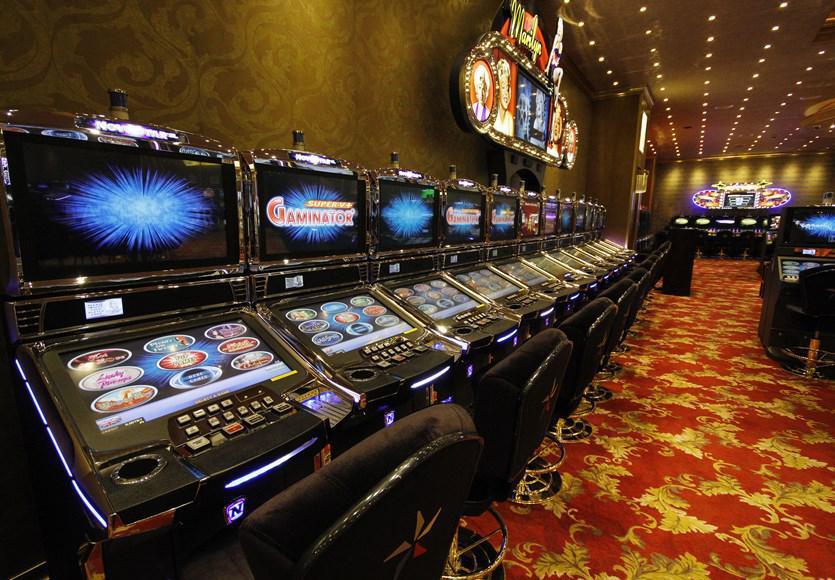 Ada Beach Hotel Karavas エクステリア 写真